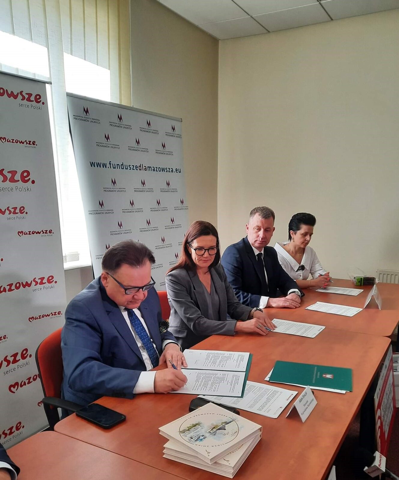 Podpisanie umowy o dofinansowanie inwestycji Płockiego Zakładu Opieki Zdrowotnej
