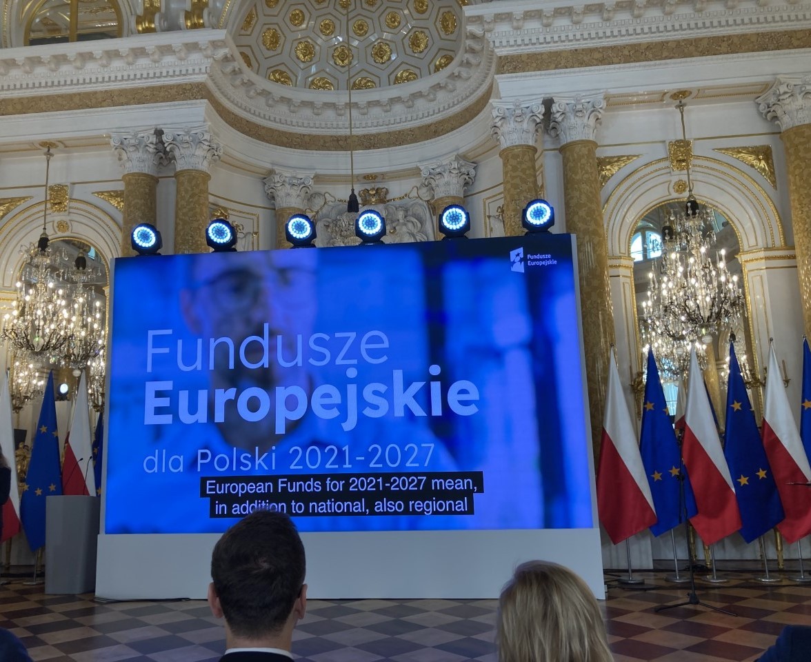 plansza z hasłem Fundusze Europejskie dla Polski 2021-2027